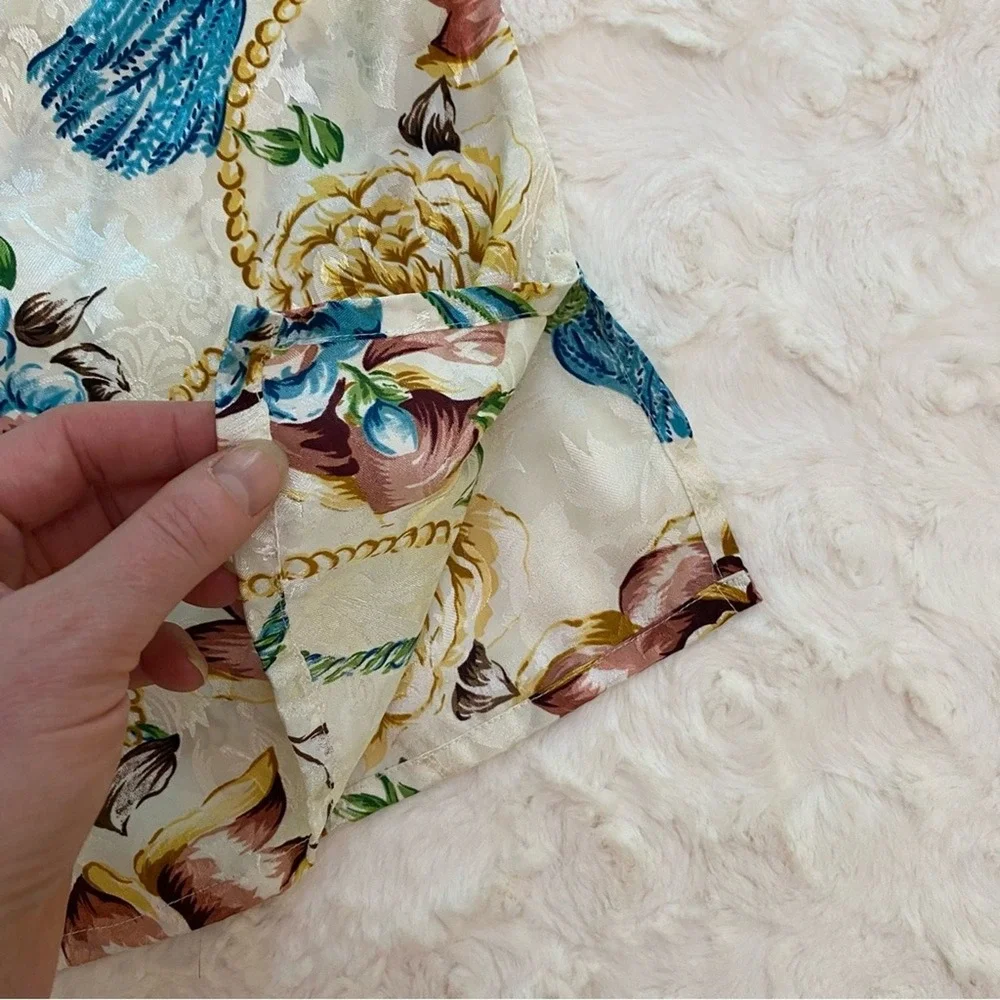 Vintage Victoria's Secret Gold Label Womens Silky Nightshirt Medium Floral Cream